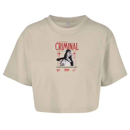 „CRIMINAL“ – Oversized Crop Top Tee